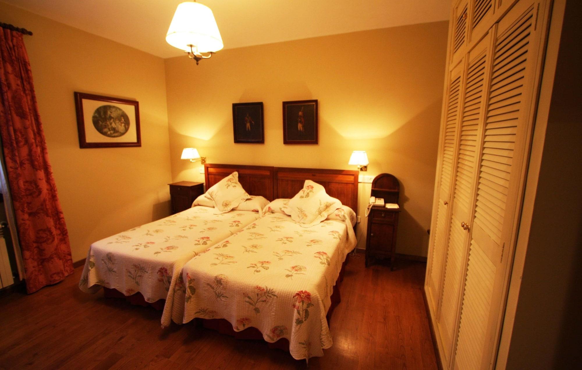 Hotel Pax Casona Del Busto Pravia Eksteriør billede