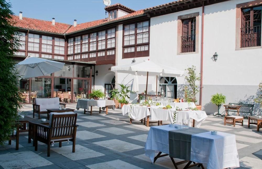 Hotel Pax Casona Del Busto Pravia Eksteriør billede