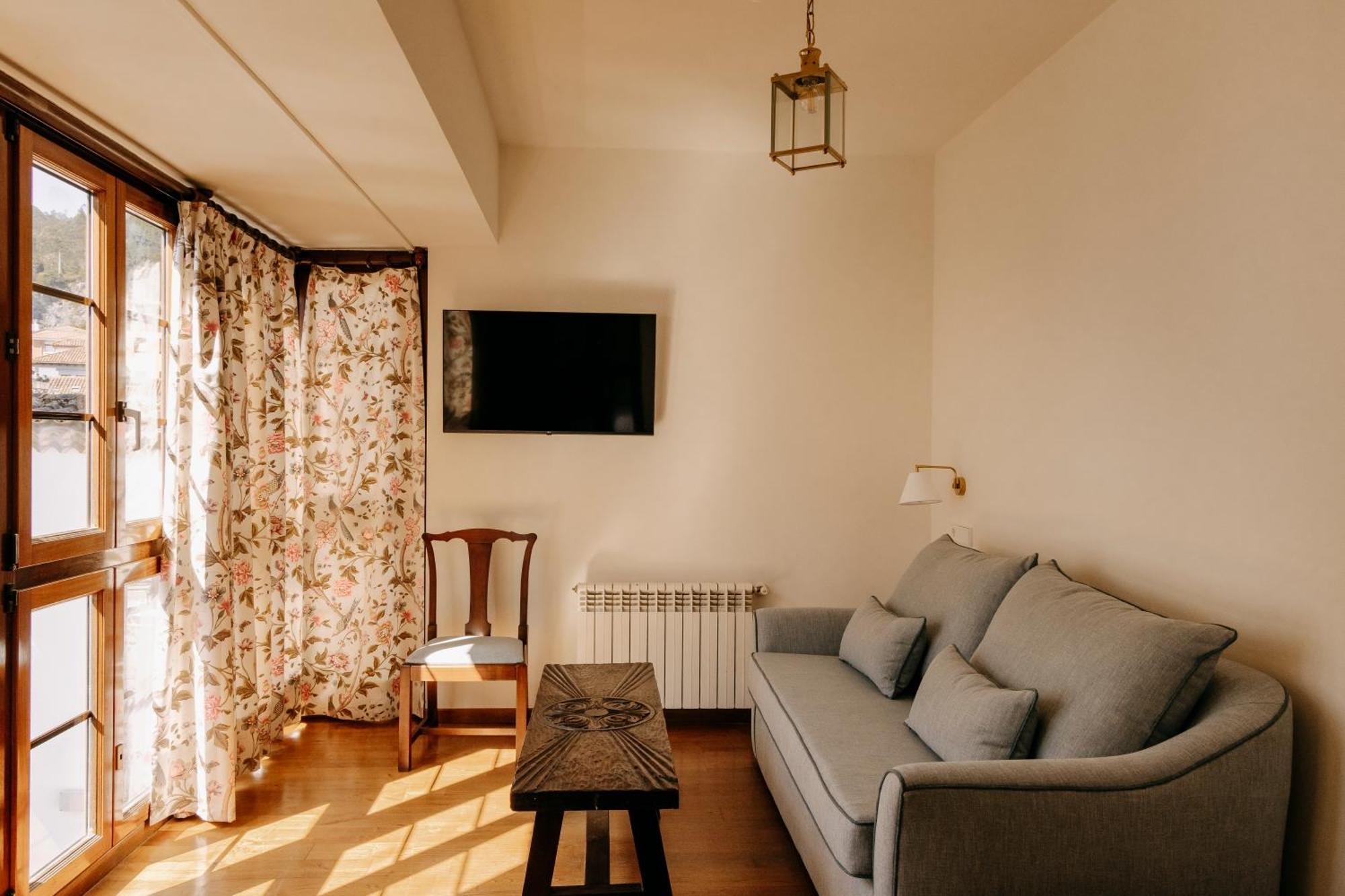 Hotel Pax Casona Del Busto Pravia Eksteriør billede